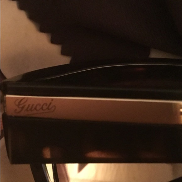 GUCCI GLASSES 🤓 🔥🔥🔥ONLY $168🔥🔥🔥GREAT DEAL. - Picture 7 of 9